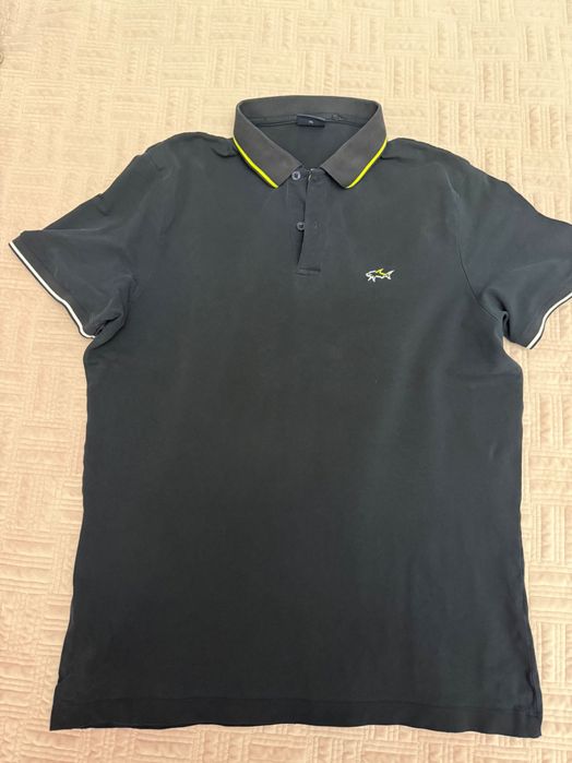 Футболки все 8 шт стоит 1000 тг