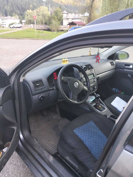 Volkswagen Golf 5 1.9 TDI – 2009 – 2.500 €