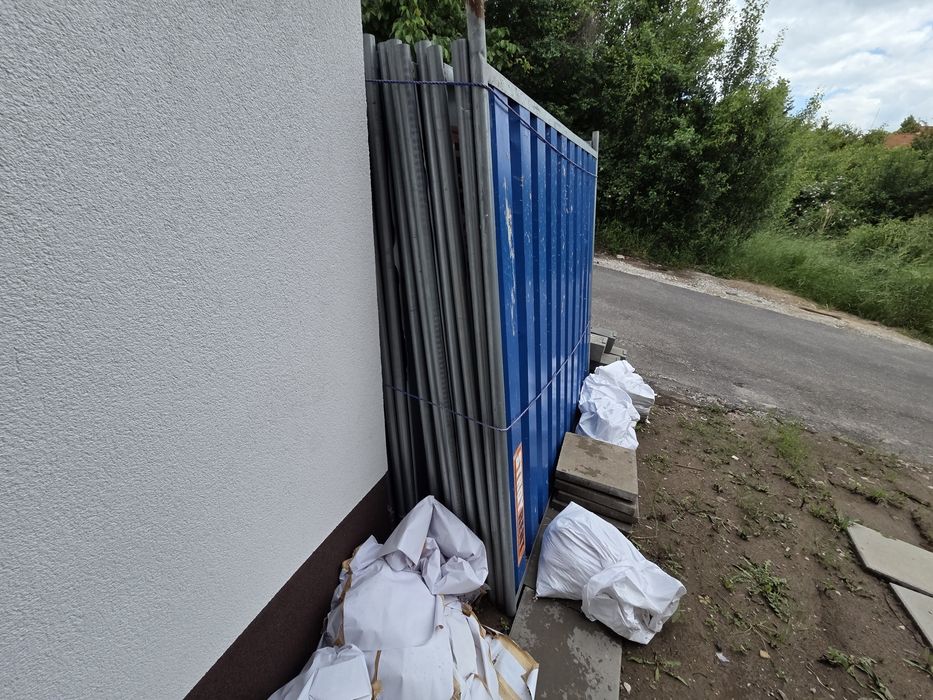 Плътна мобилна ограда