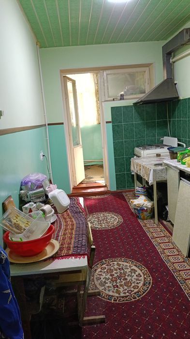 4 комнатная продается квартира