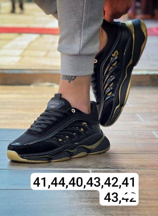 Adidași adidas model nou