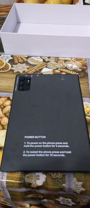 Продам новый планшет.