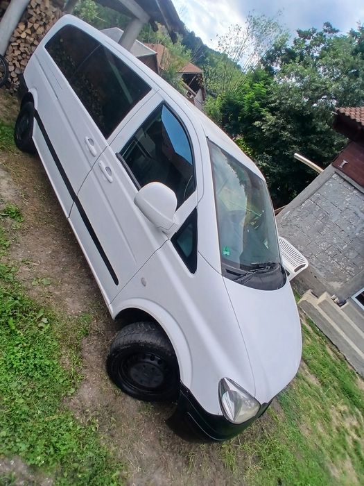 VAND URGENT Mercedes vito model extra long 8+1