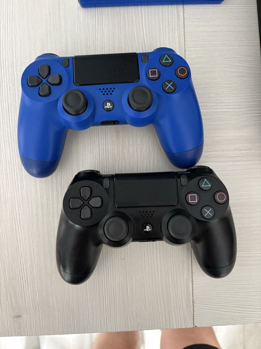 Playstation 4 Slim+2 Controllere+The Crew 2