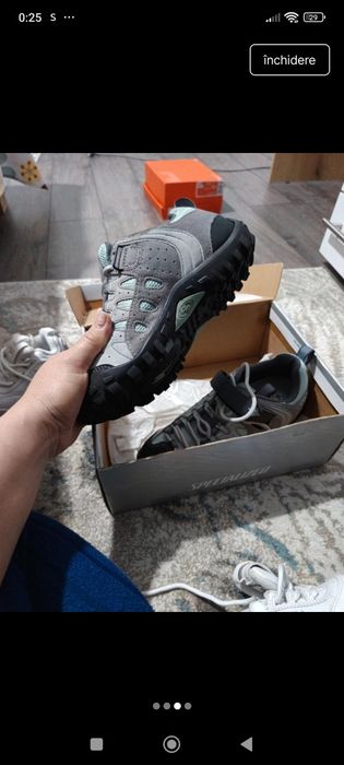 Adidași de drumeții mărimea 36