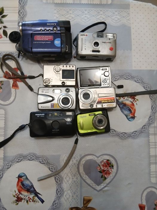 Фотоапарати''''''