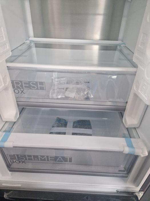 Хладилник с фризер Midea A++ No Frost Чисто Ново