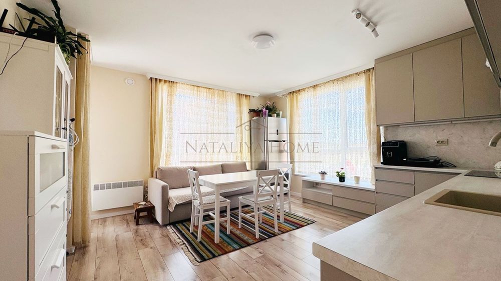 Продава се Тристаен апартамент в Бургас, Сарафово - 80 кв.м за 2500 €/кв.м - Снимка #2