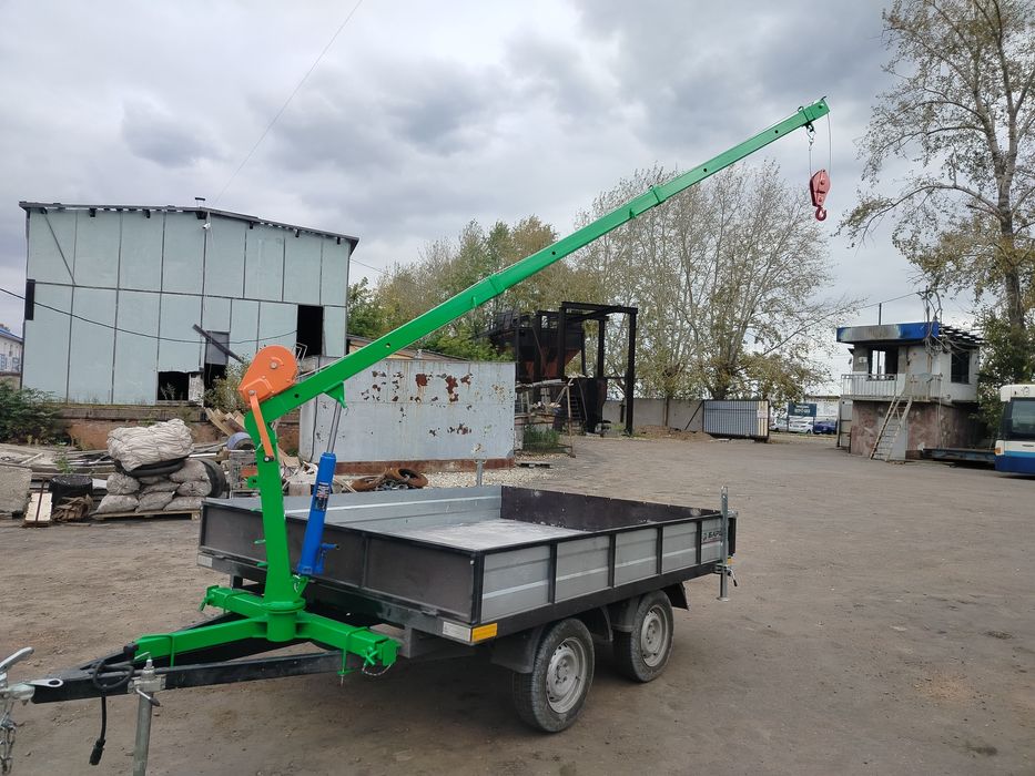 Продам мини кран манипулятор универсальный.