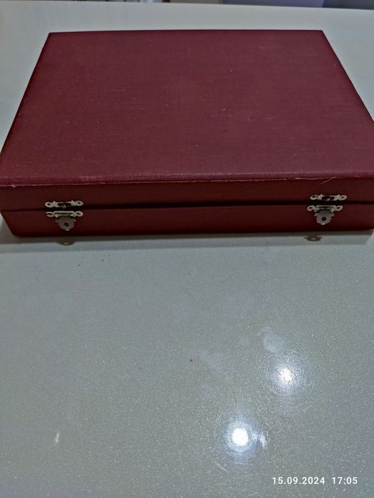 Футляр для столовых приборов