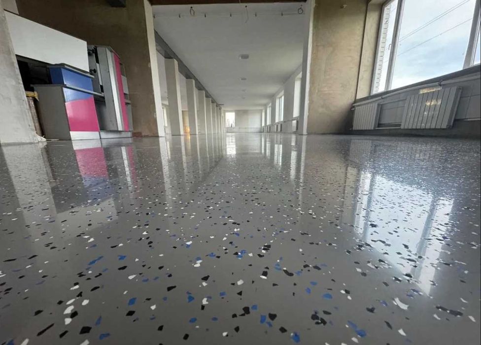 Эпоксидный пол / Наливной пол / - склад, дом, школа, завод, больница