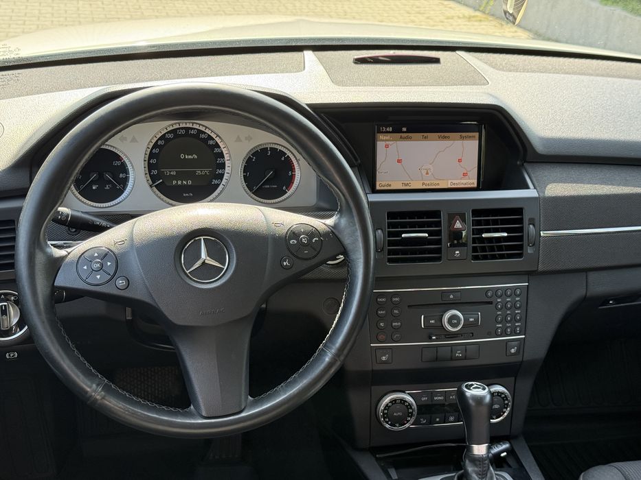 Vand/Schimb Mercedes GLK cu un suv cu bena