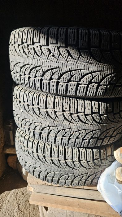 Шипованные шины Pirelli 225/55/17