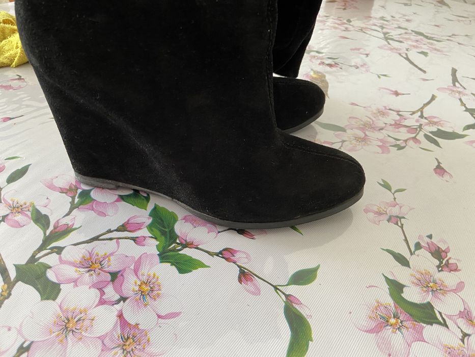 Замшевые натуральные ботфорты