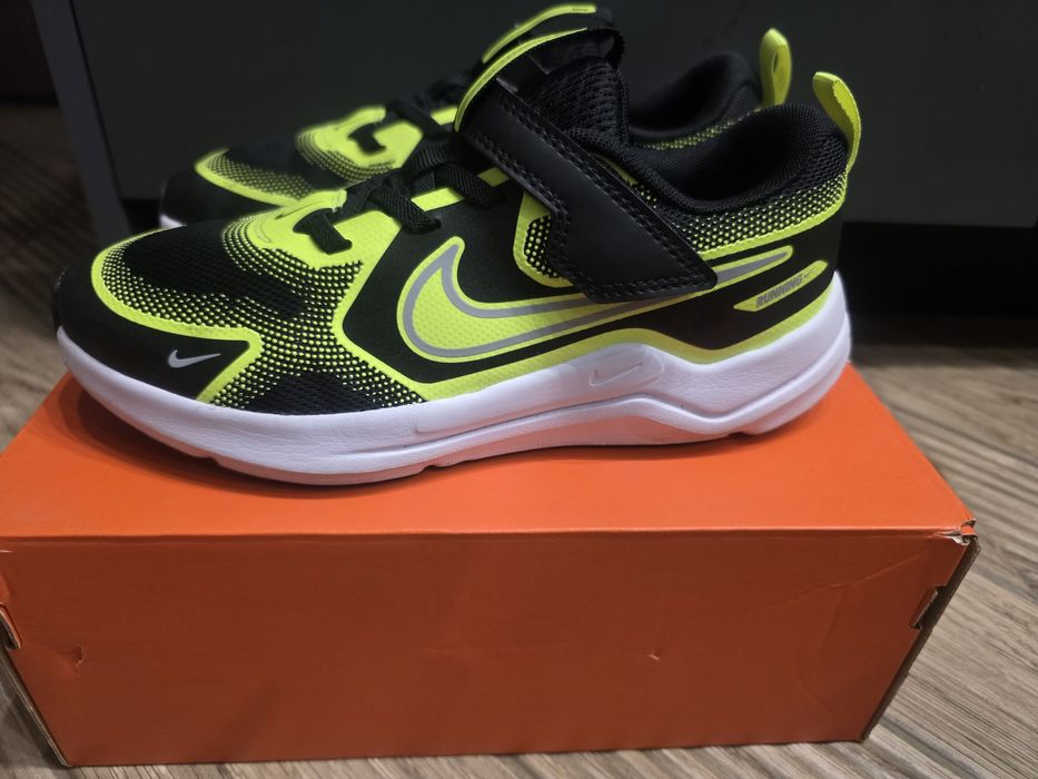 Оригинални детски маратонки  NIKE