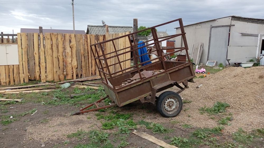 Продам Ауди 100 с прицепом