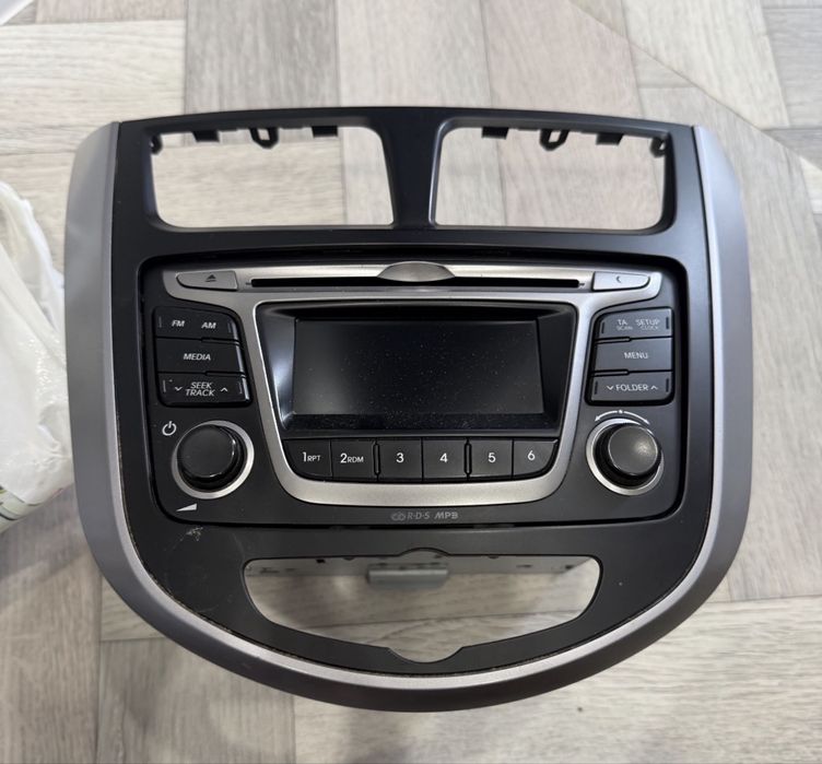 Штатная автомагнитола