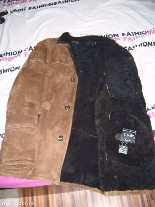 cojoc barbatesc piele naturala cu blana la interior NOU