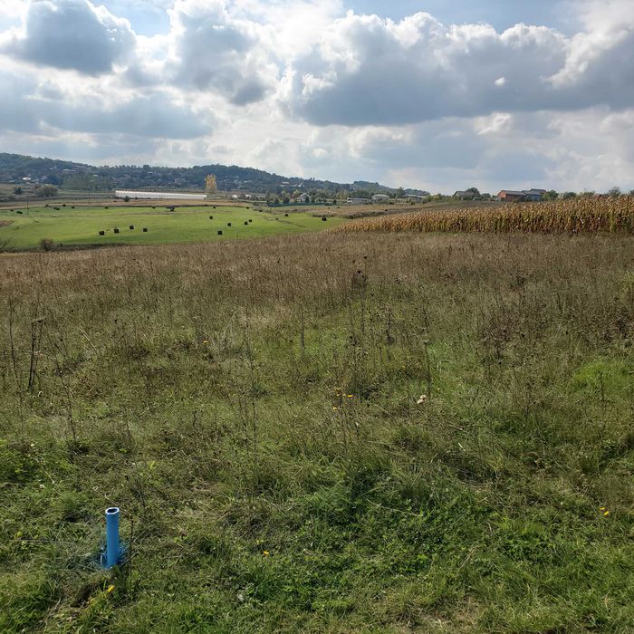 Vand teren intravilan in Deusu, com Chinteni