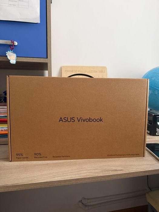 Asus Vivobook 15 F1504V Intel i7 1335u 512gb 8+8Ram
