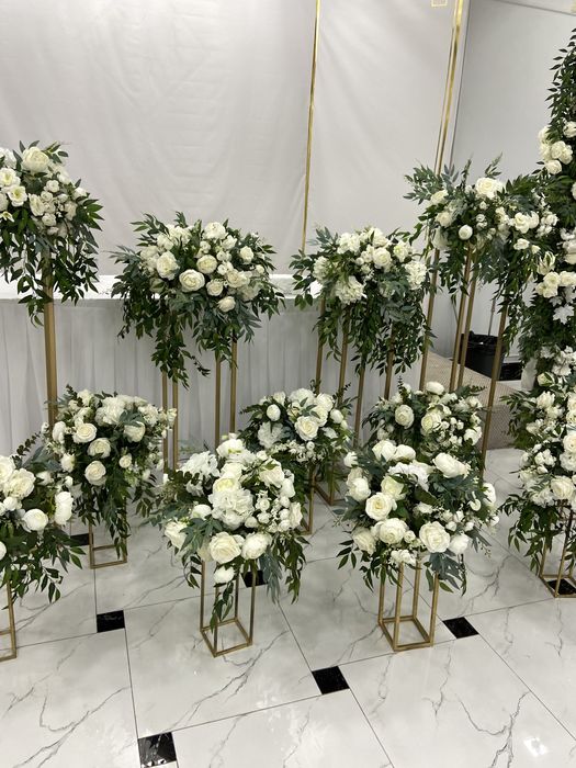 Цветочный декор композиции