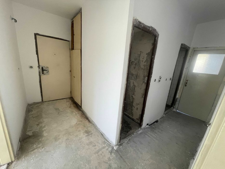 Продава се Тристаен апартамент в Габрово, Трендафил 2 - 78 кв.м за 577 €/кв.м - Снимка #10