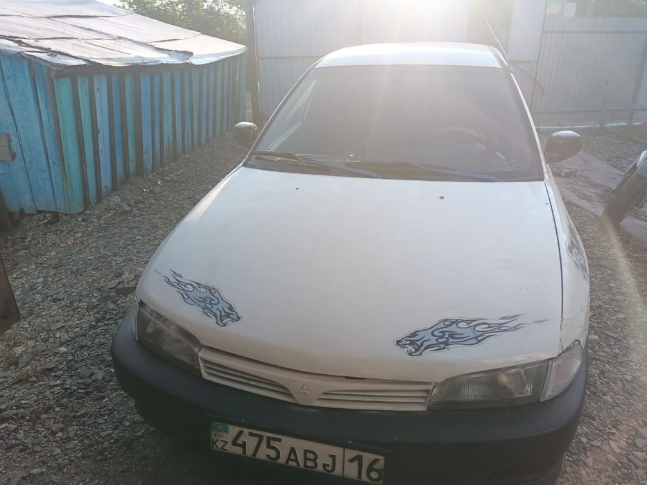 Продам машину митсубиси мираж