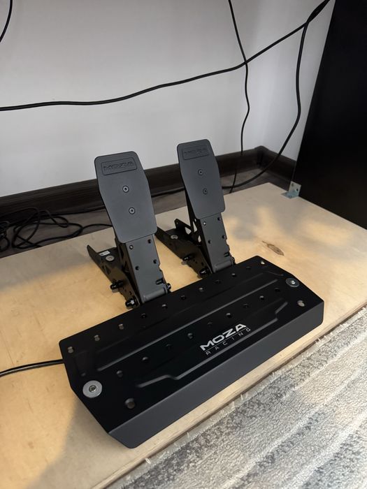 Moza r5 volan gaming