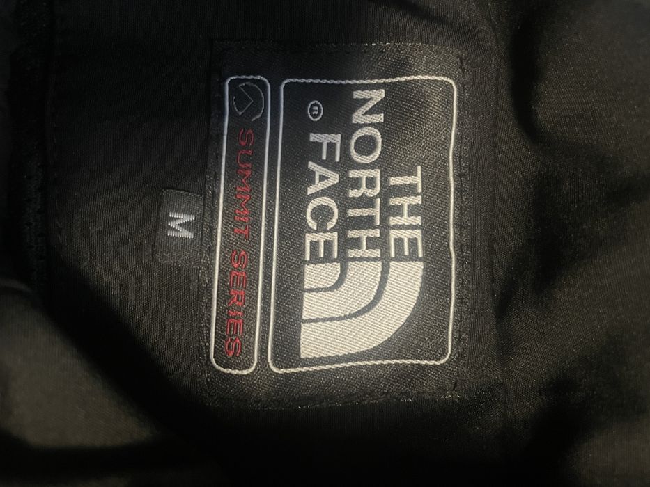 The North Face ветровка