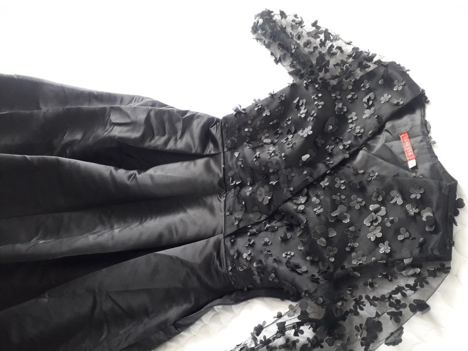 Продам чёрный вечерний платья