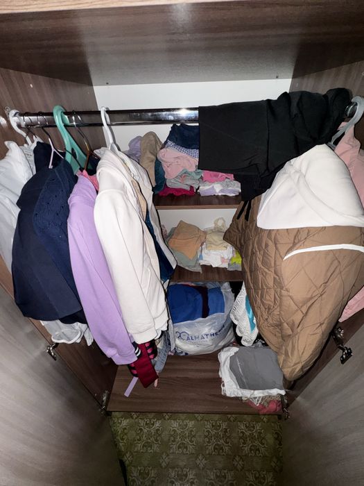 Продам спальный комплект