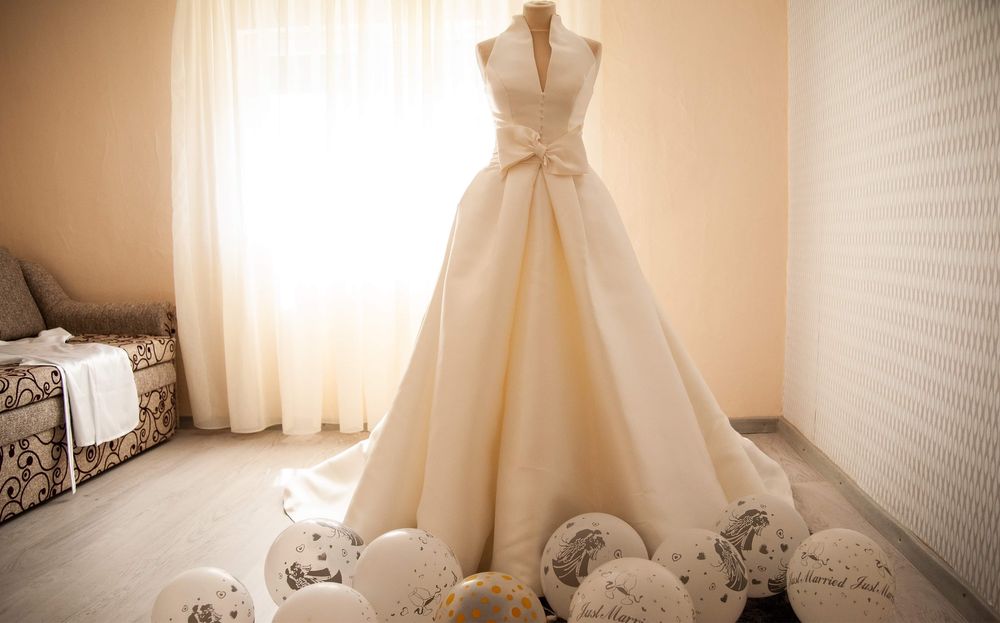 Rochie mireasa mătase mikado