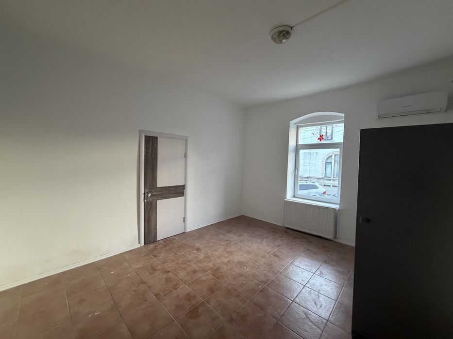 Spatiu de inchiriat