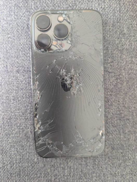 iPhone 13 pro - за части