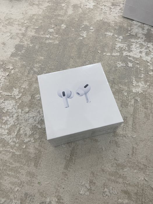 Наушники,новые запечатаные.