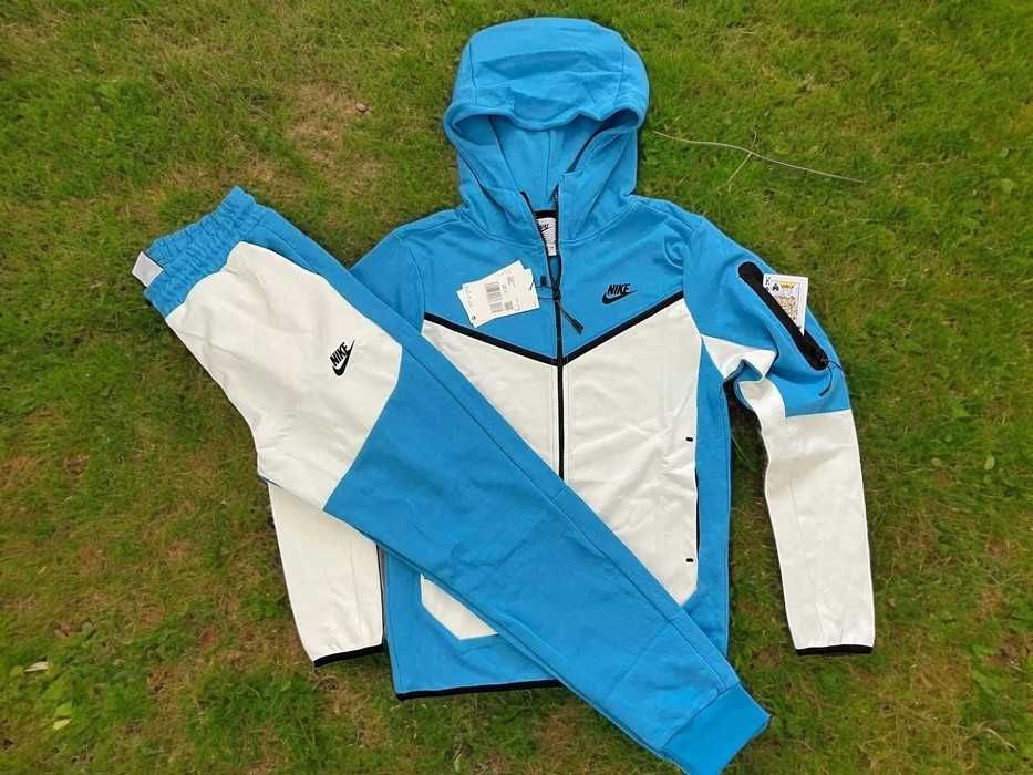 Trening NIKE TECH FLEECE - Trening Set Complet - Model Unisex Premium