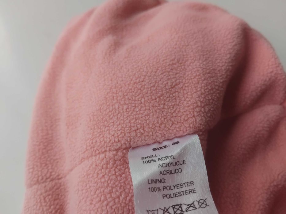 Мека розова зимна детска шапка с мече