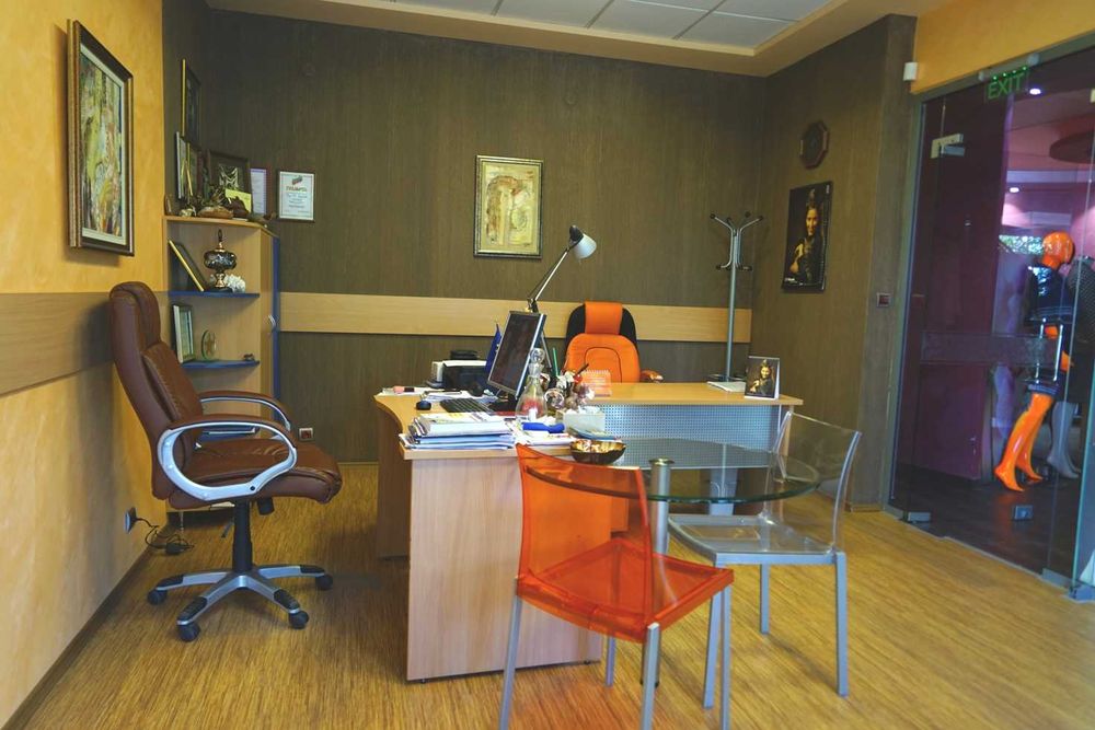 Дава се под наем Промишлена сграда в Карлово - 714 кв.м за 1850 € - Снимка #18