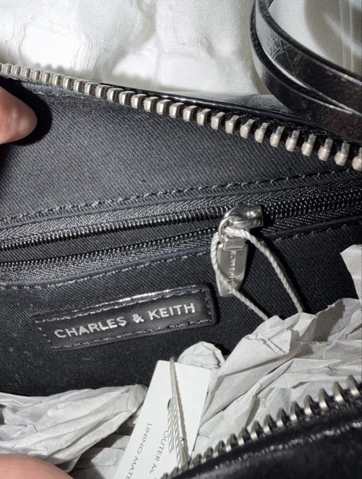 Сумка Charles & Keith