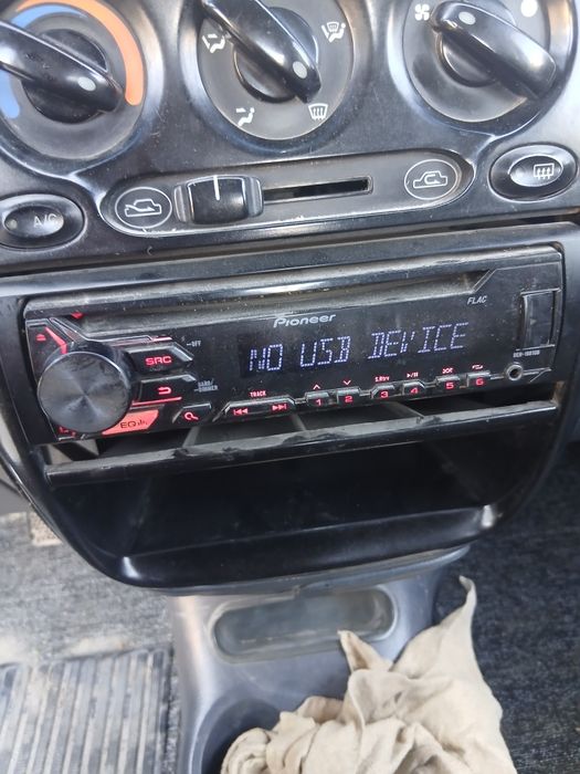 Magnitafon pult  ishlaydi zur xolatta