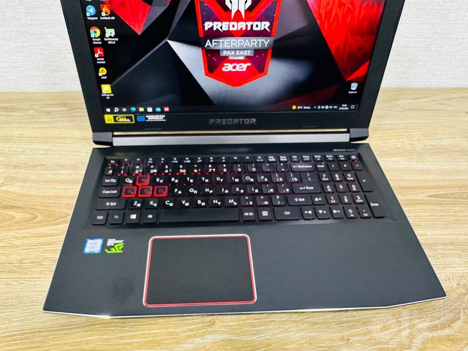 Acer Predator Helios 300