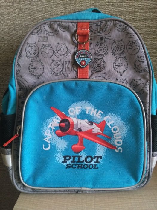 Продам школьный рюкзак