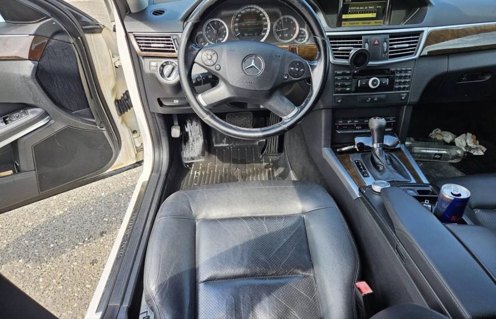 MERCEDES-BENZ E-Class 2012 — imagine 4