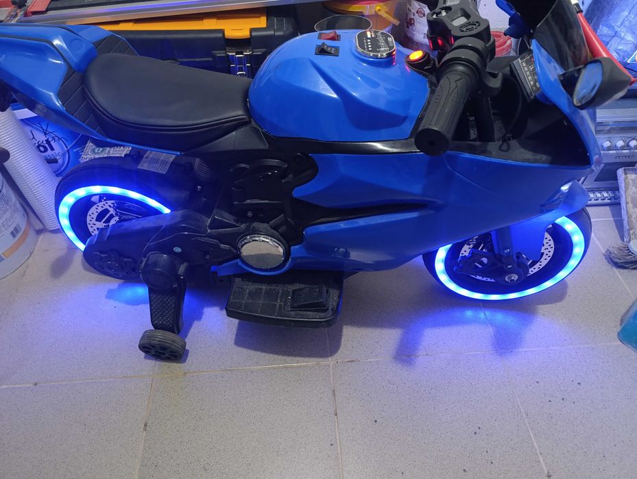 Електрически детски мотор.