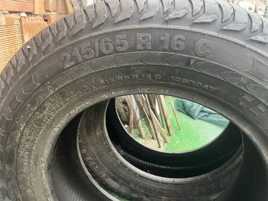 Продавам бусови гуми летни