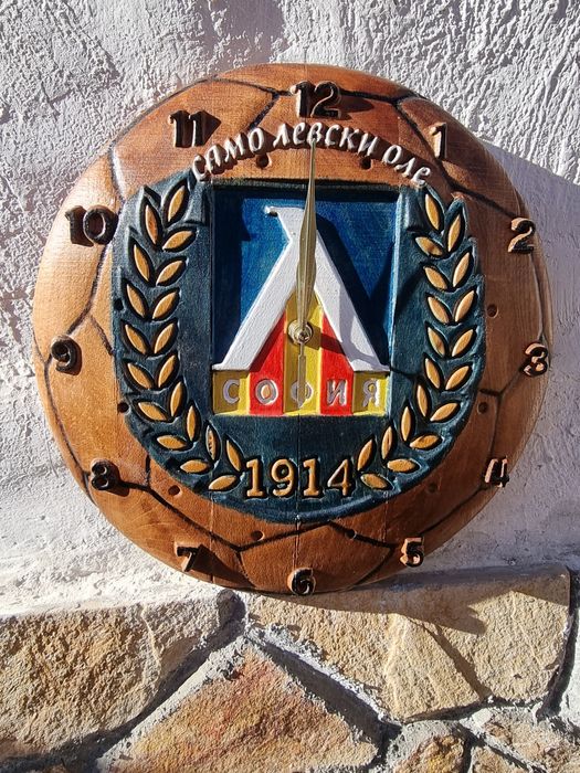 Часовници от дърво, дърворезба, за подарък , сувенир