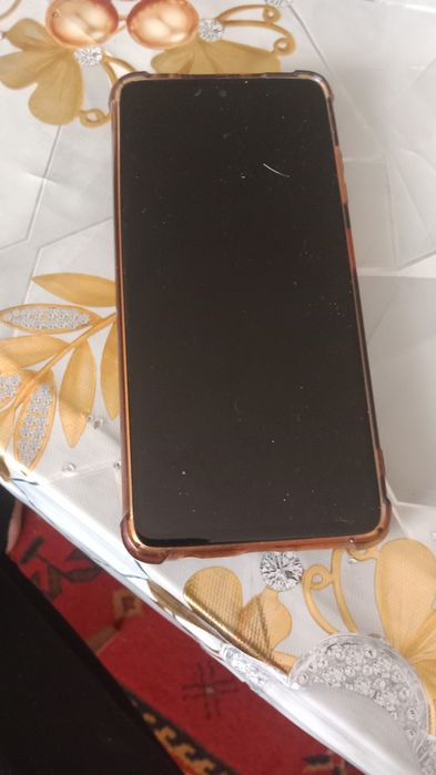 Продам телефон поко х3про