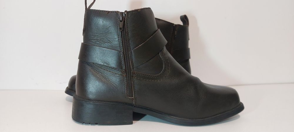 Botine din piele maro