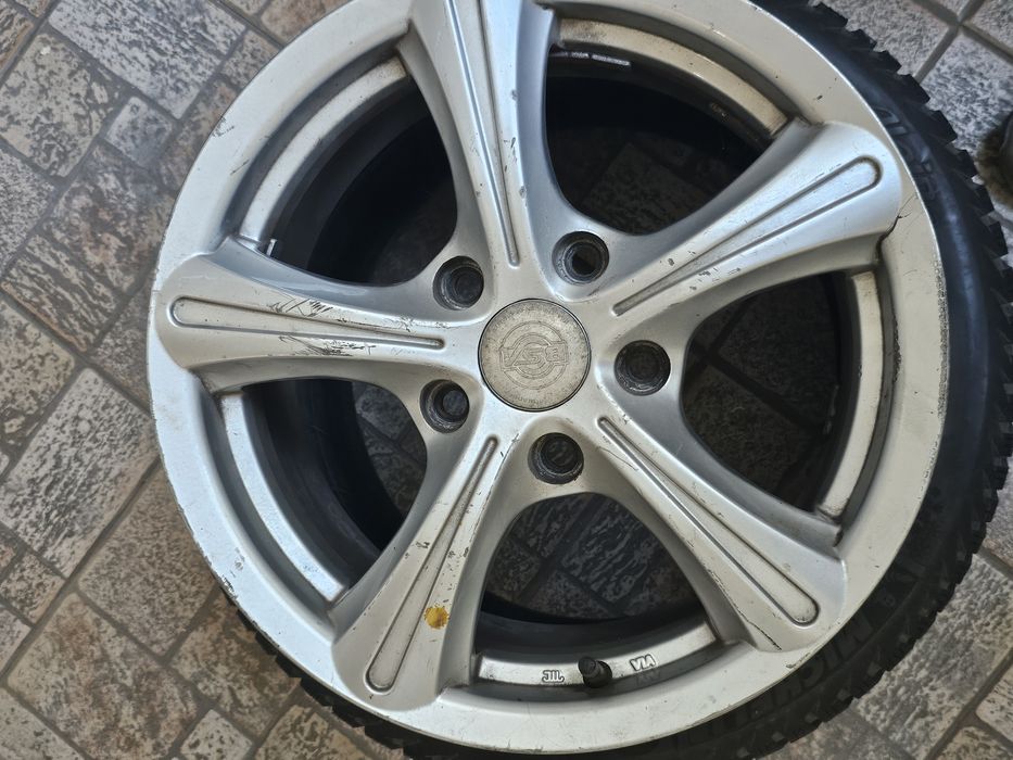 Алуминиеви джанти с гуми Michelin