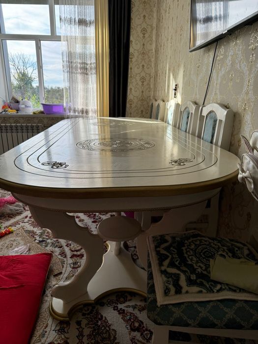 Стол, стульями 16штук